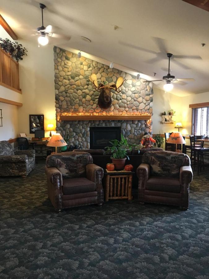 Moose Lake Lodge & Suites Dış mekan fotoğraf