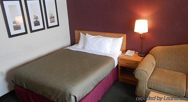 Moose Lake Lodge & Suites Dış mekan fotoğraf